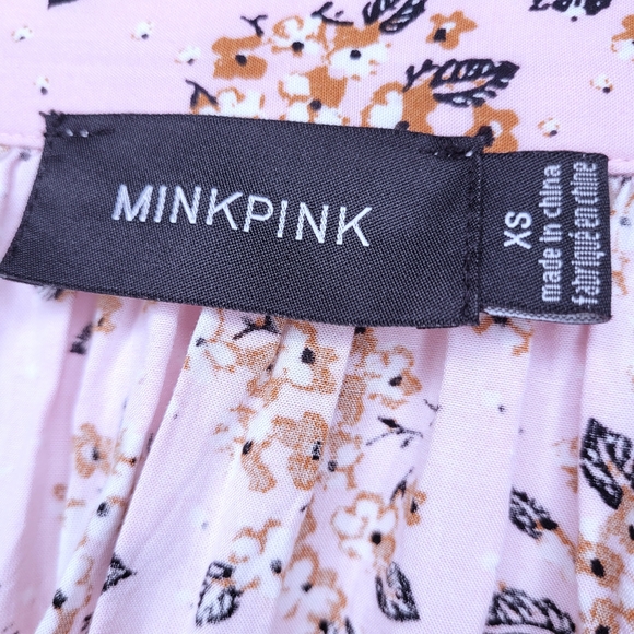 2/$30 🌻 | Minkpink | Pink Floral Button Skirt - Picture 12 of 13